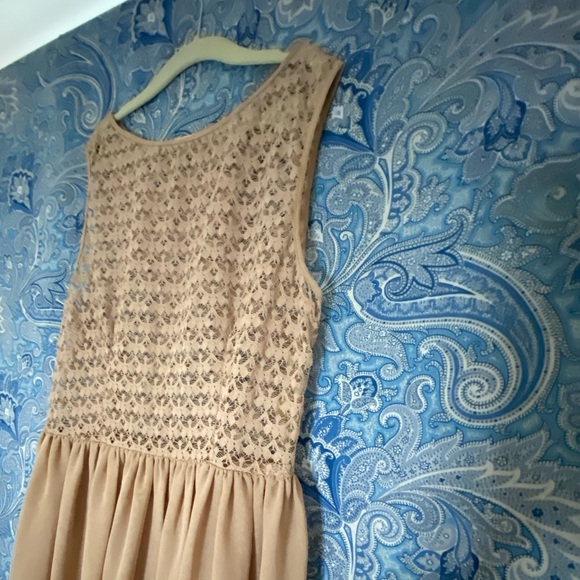 Tan beige lace sheer mini cropped American Apparel dress - Picture 3 of 6